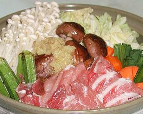 白菜と豚肉のニンニク鍋