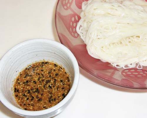 味噌だれ　素麺