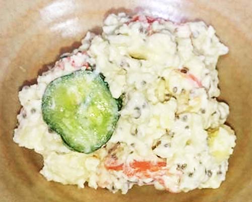 ポテトサラダ　チアシード入り