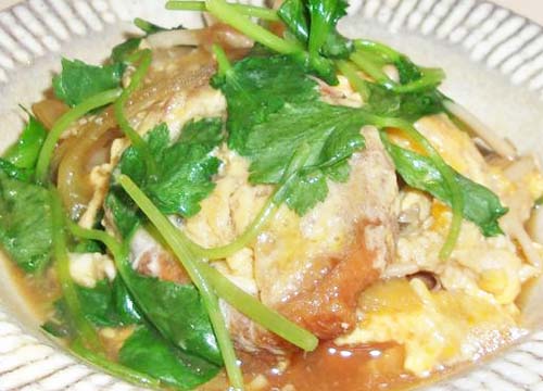 仙台麩の卵とじ／どんぶり